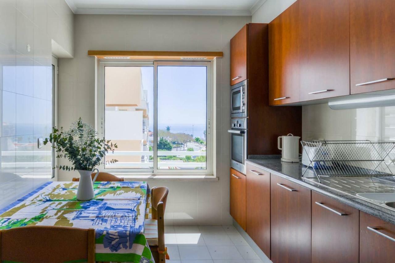 Fantastic Seaside Family Apartment With Pool Parede Luaran gambar