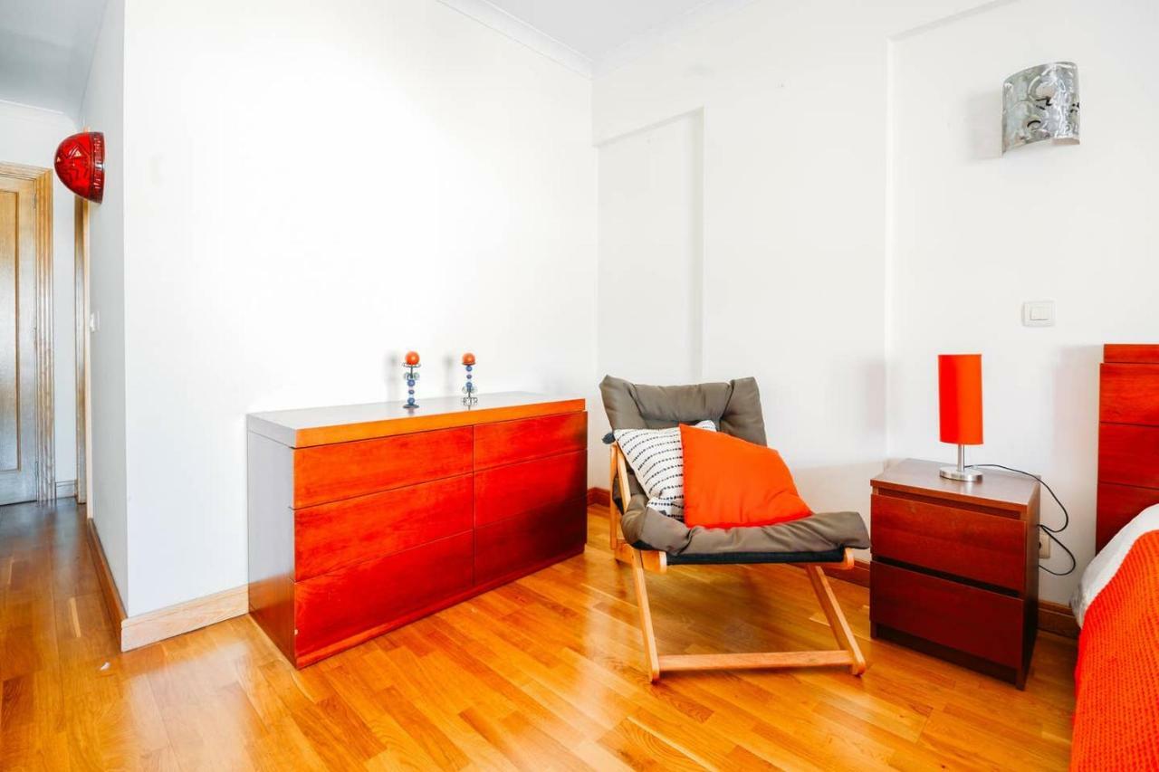 Fantastic Seaside Family Apartment With Pool Parede Luaran gambar