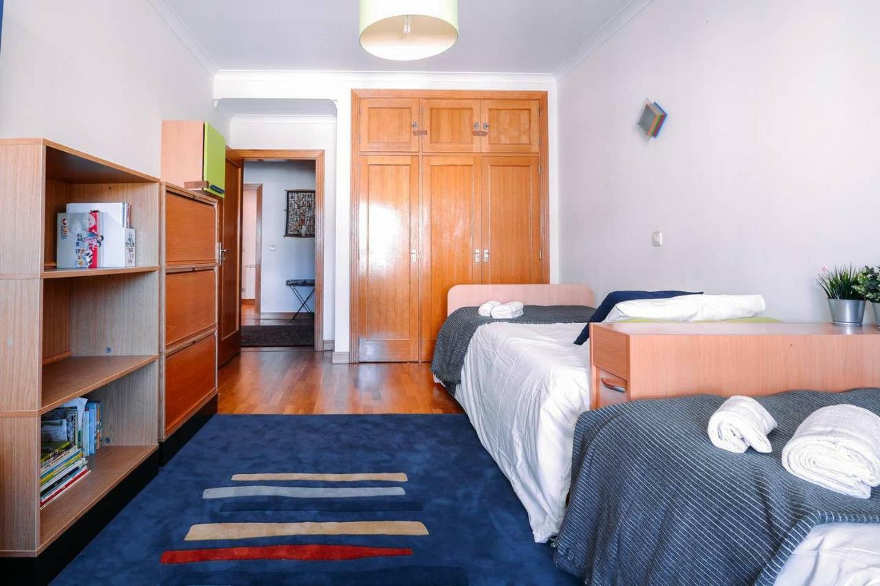 Fantastic Seaside Family Apartment With Pool Parede Luaran gambar